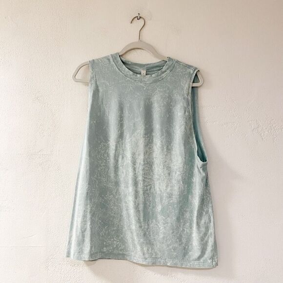 Lululemon All Yours Tank Top in Cloudy Wash Arctic Green Size 6 - Picture 2 of 7